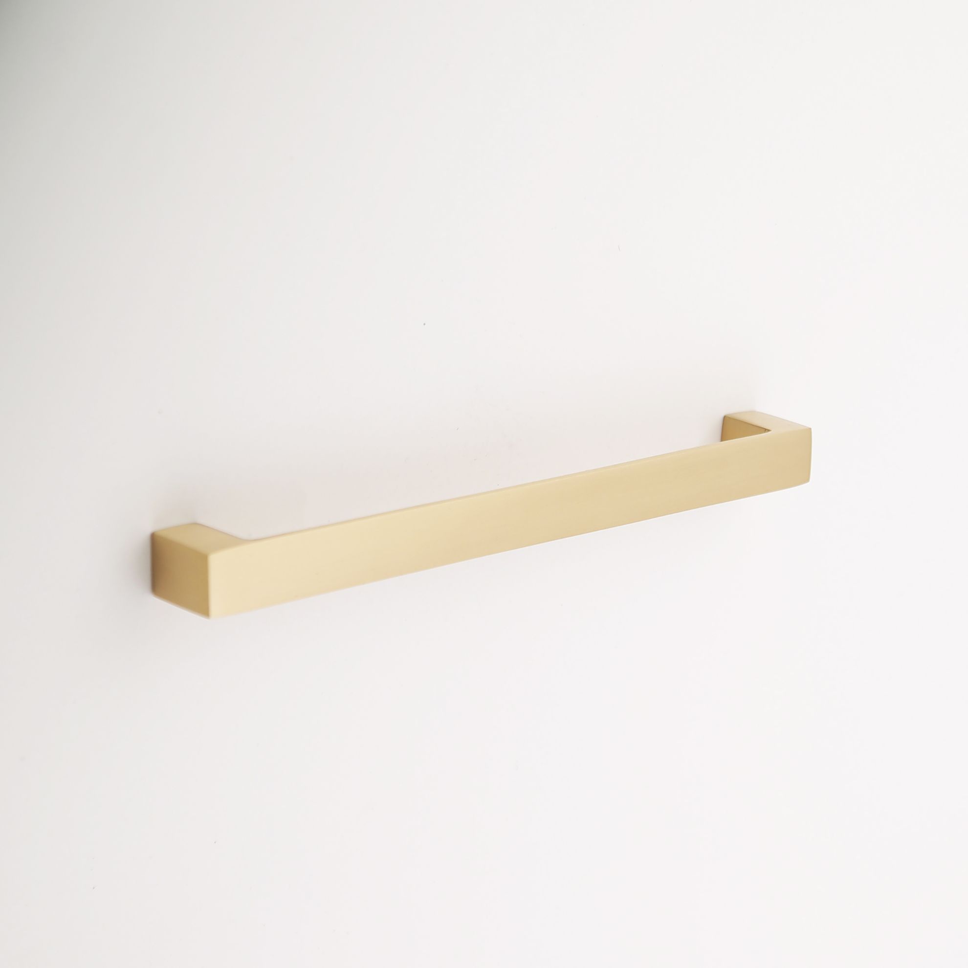 Satin Brass Length 8" (Center to Center 7.625")