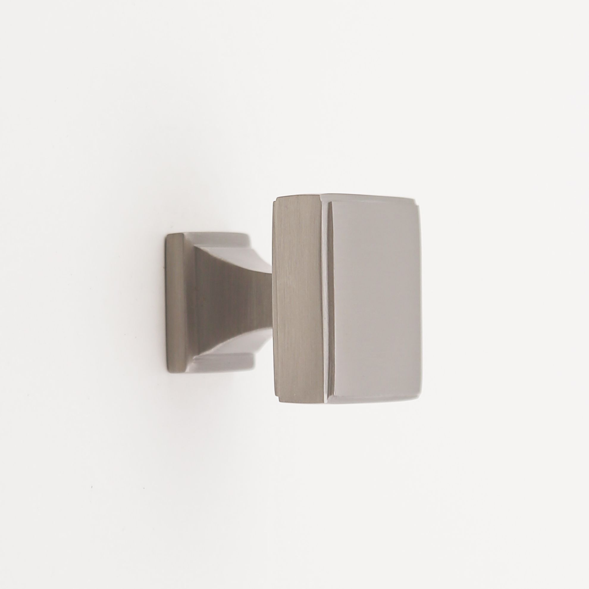 Everett Solid Brass Cabinet Knob